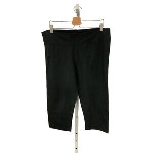 Danskin Now Cropped Pants